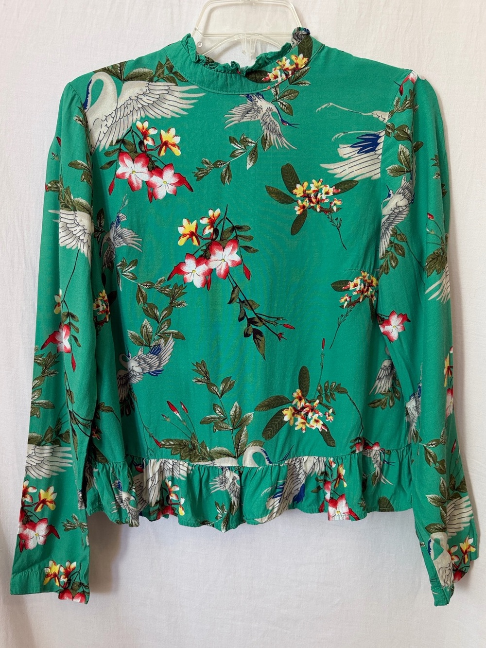 Crane Floral Ruffle Blouse Green Code x Mode M